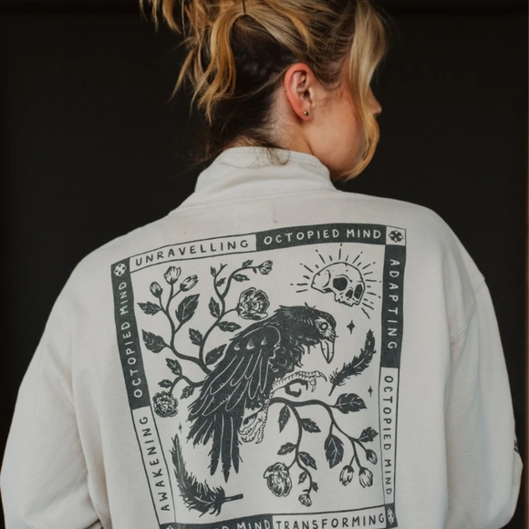 Octopied Mind "Adapting" Cropped Half-Zip Pullover Sweatshirt 3x - Picture 2 of 4